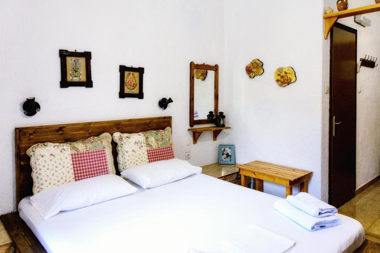 Spiros Rooms Panormos  Екстериор снимка