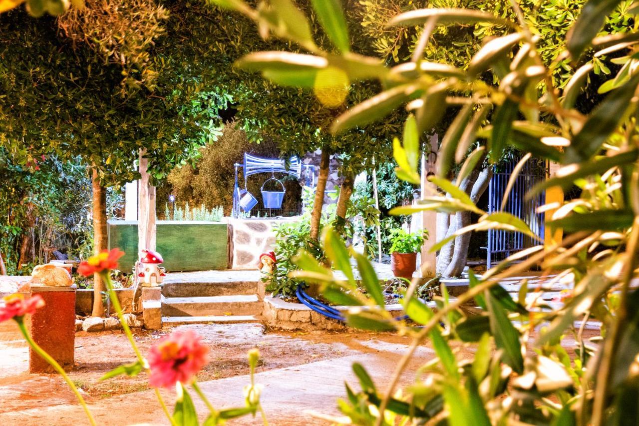 Spiros Rooms Panormos  Екстериор снимка
