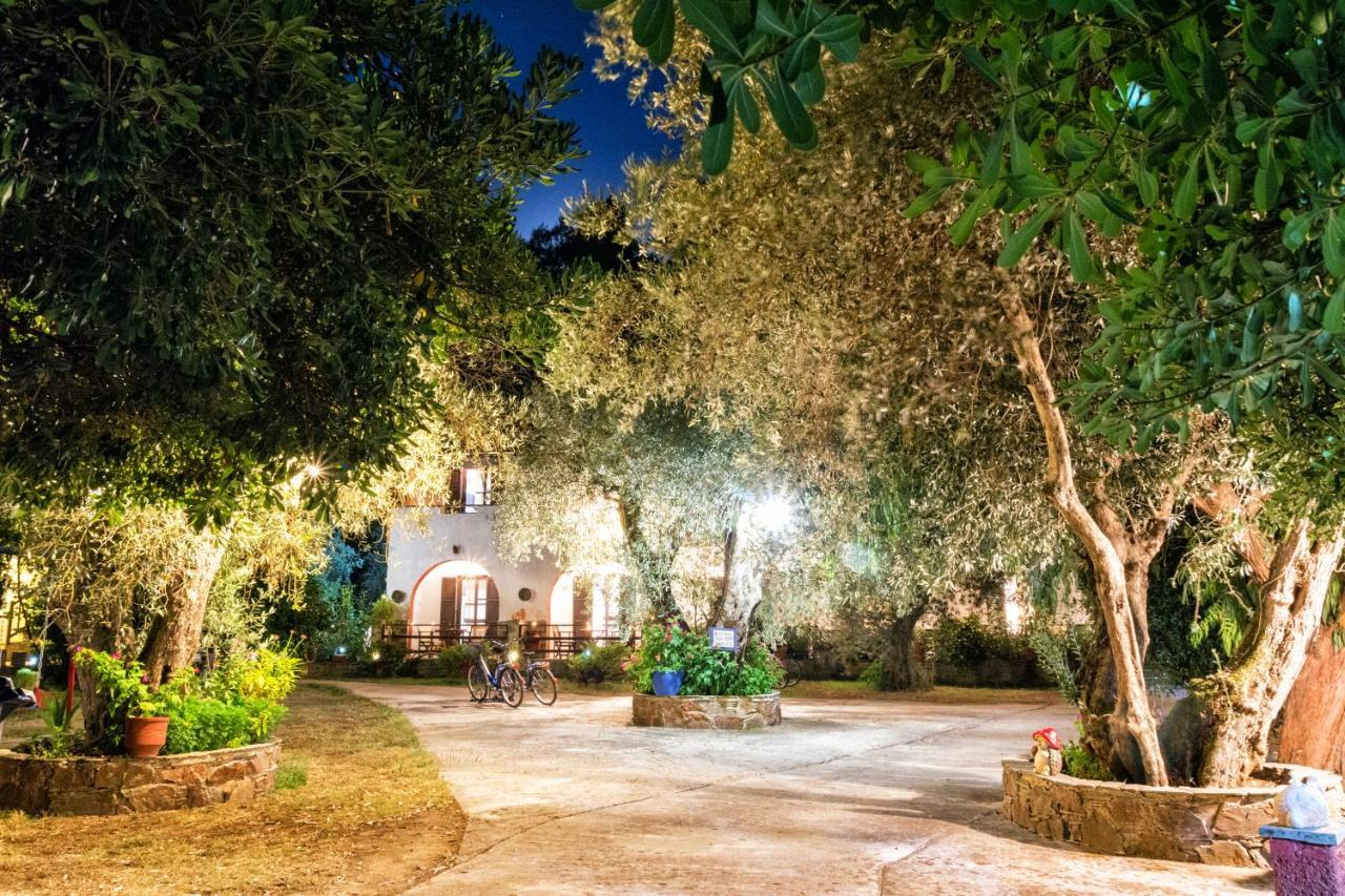 Spiros Rooms Panormos  Екстериор снимка