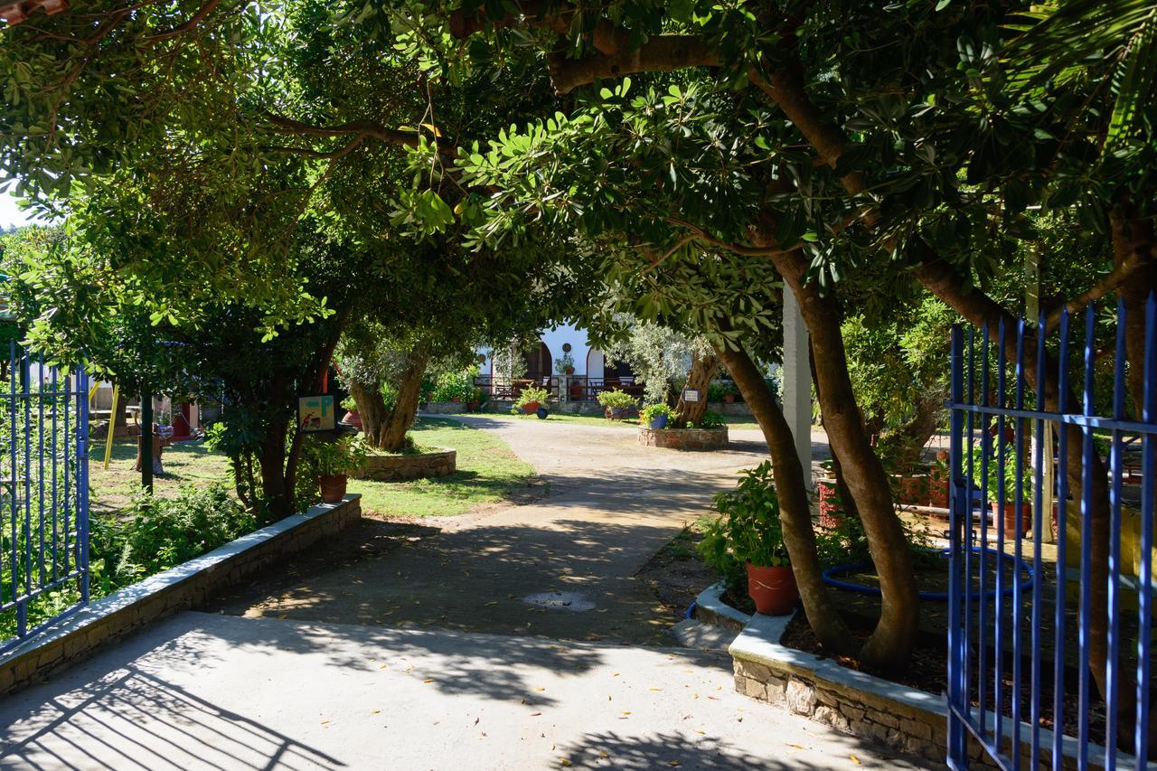 Spiros Rooms Panormos  Екстериор снимка